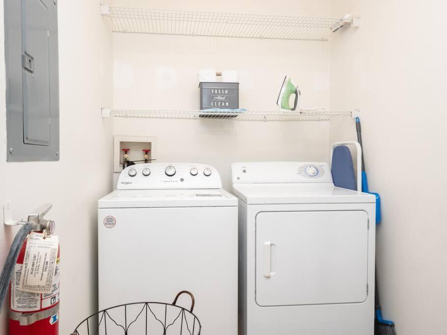 Spacious Condo Mins To Shands, University, & Downtown! Gainesville Ngoại thất bức ảnh